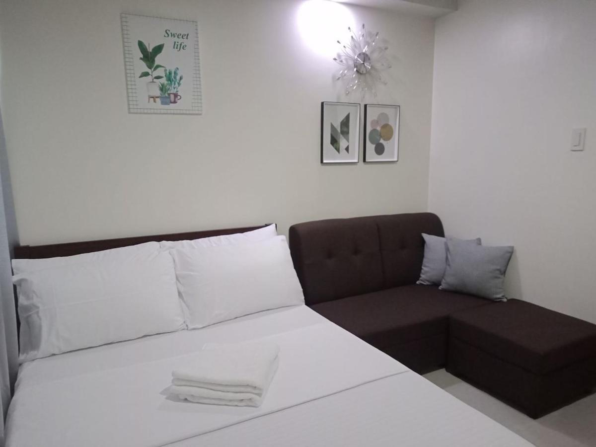 Cozy 1233 The Persimmon Studio Near Sm And Ayala Cebu Exterior photo